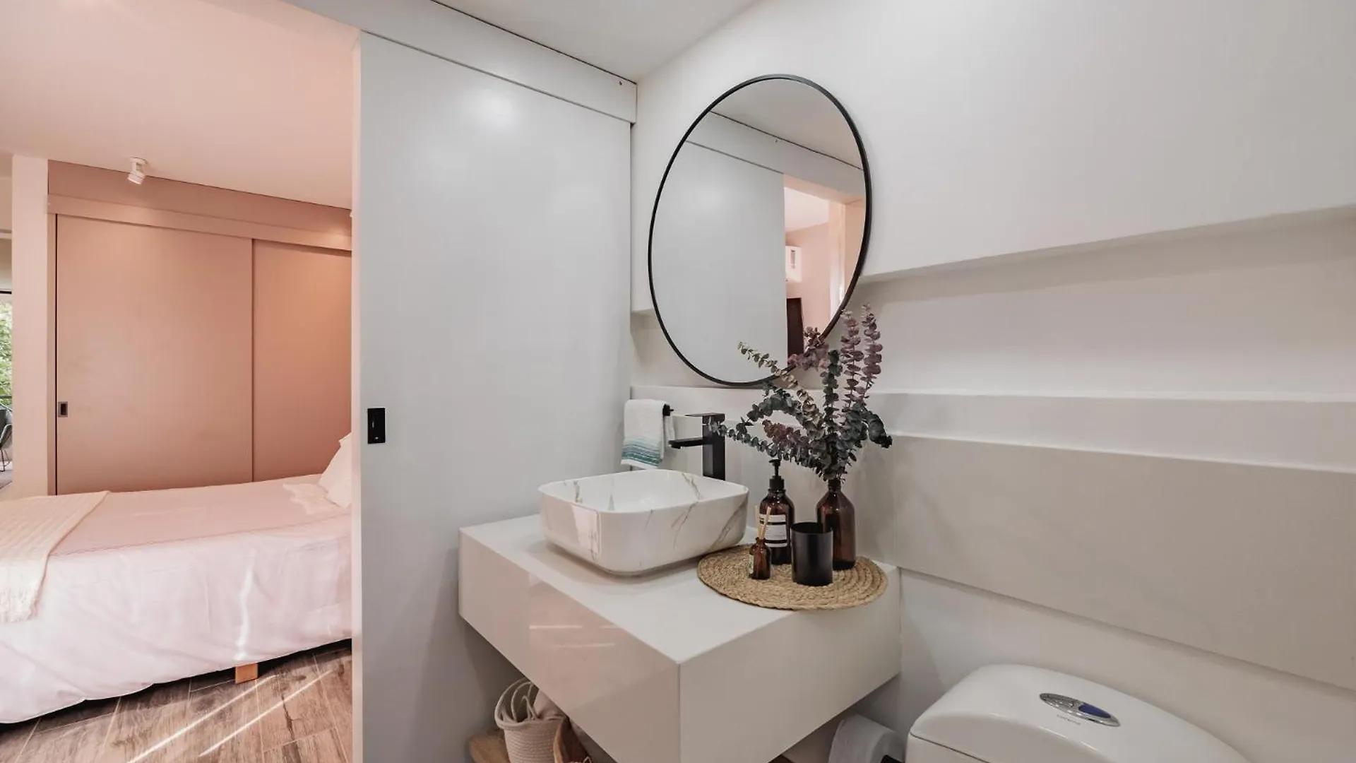 Cozy Apartment In Vibrant And Trendy Manila Medellin